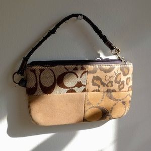 Vintage Y2K Coach wristlet